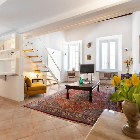 Amazing Historical Apartment - Jewish Ghetto Рим Экстерьер фото