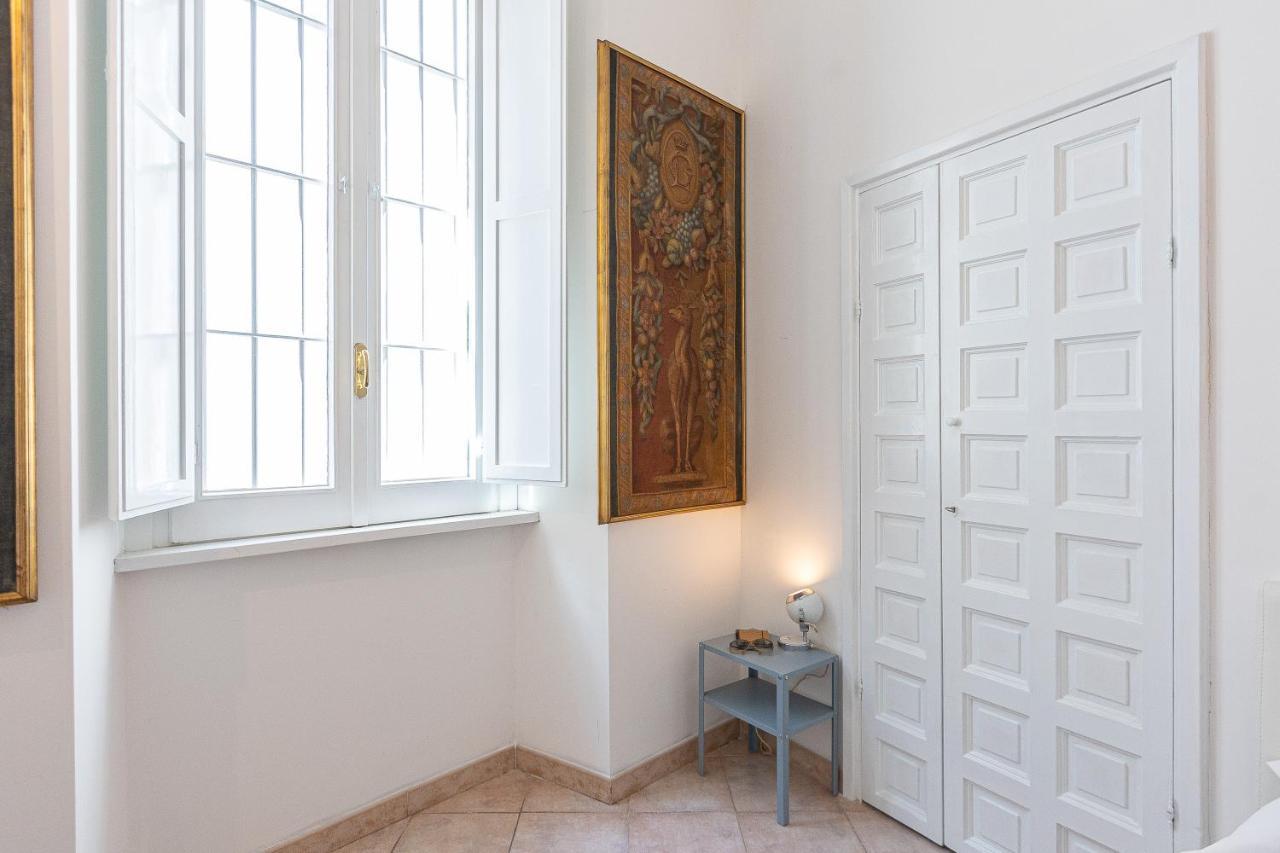 Amazing Historical Apartment - Jewish Ghetto Рим Экстерьер фото